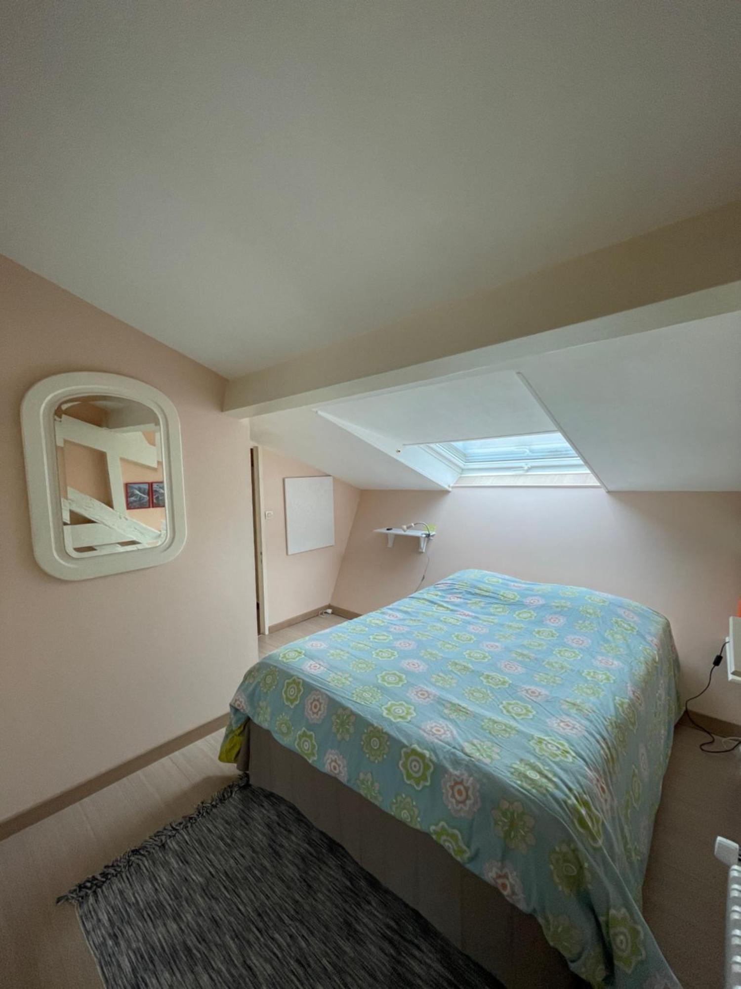 Rare 2 Bedroom With Private Beach On Lake Annecy Doussard Chambre photo